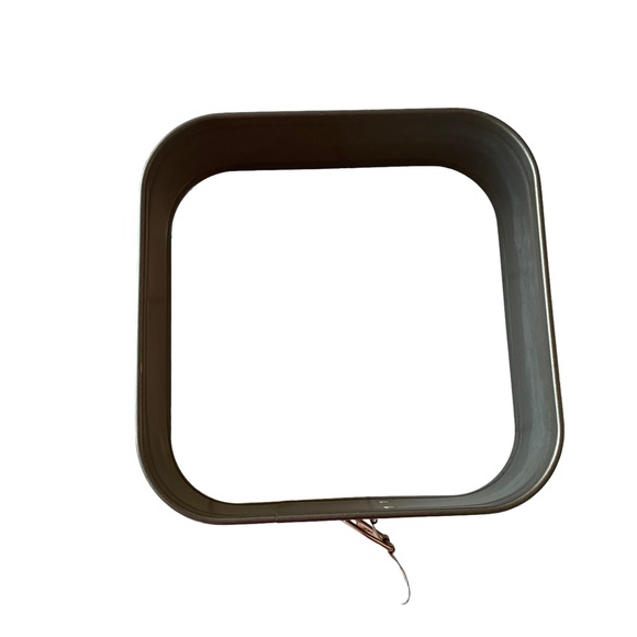 KAISER 9” Square Nonstick Springform Baking Pan - Picture 6 of 8